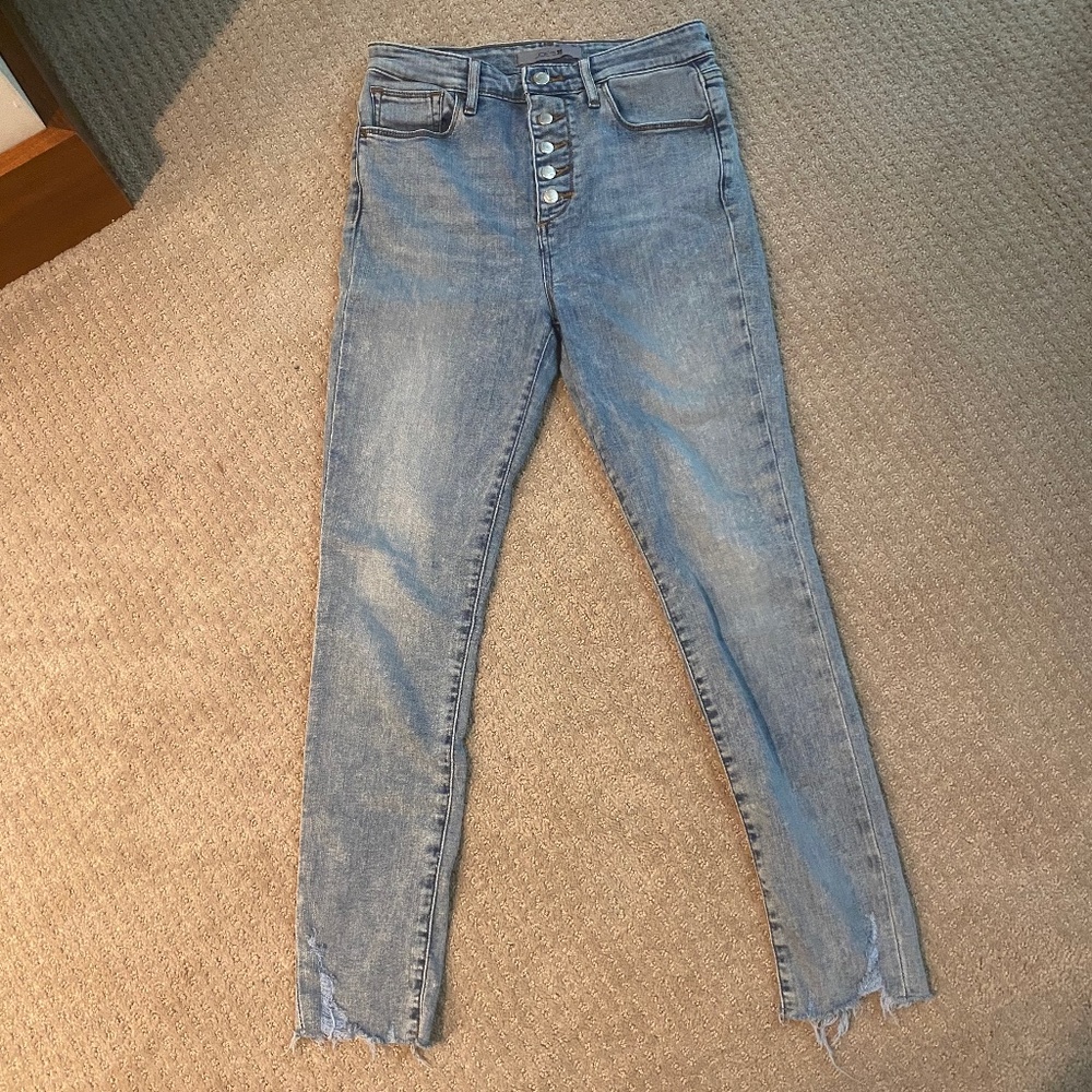 Joe’s Jeans High Waisted 5-button light wash jeans, raw hem, size 28